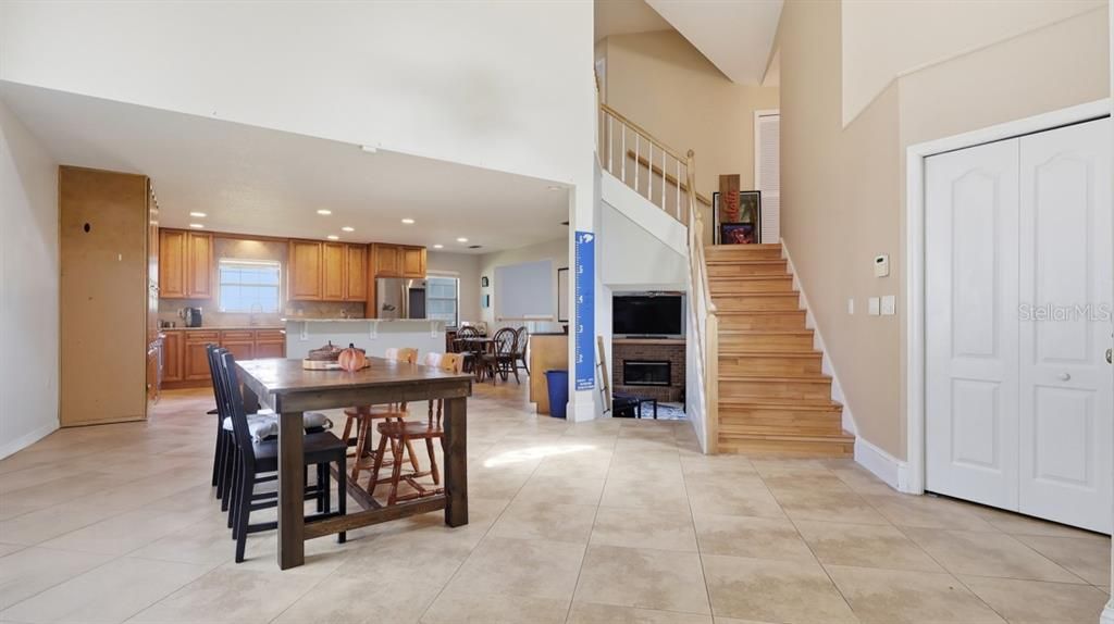 For Sale: $525,000 (4 beds, 2 baths, 2273 Square Feet)