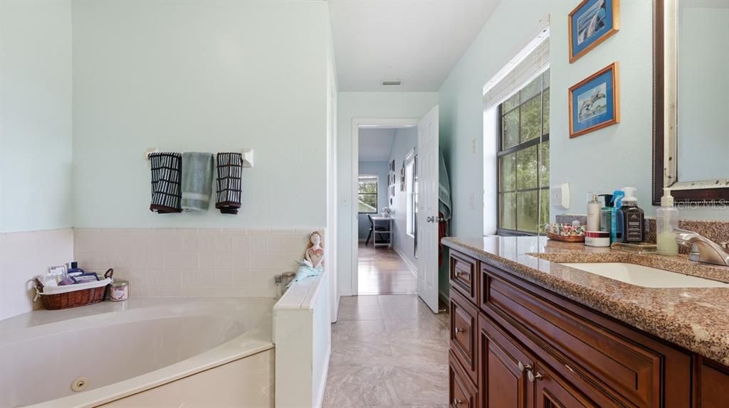 For Sale: $525,000 (4 beds, 2 baths, 2273 Square Feet)