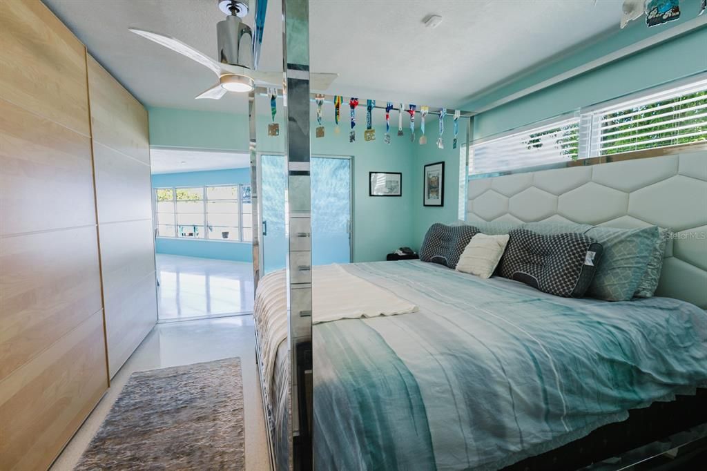 Activo con contrato: $3,600 (3 camas, 3 baños, 2492 Pies cuadrados)