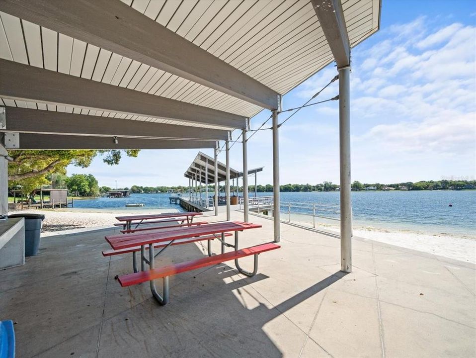 Active With Contract: $550,000 (4 beds, 2 baths, 2405 Square Feet)