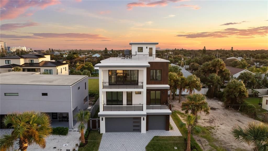 待售: $3,375,000 (4 贝兹, 4 浴室, 3714 平方英尺)