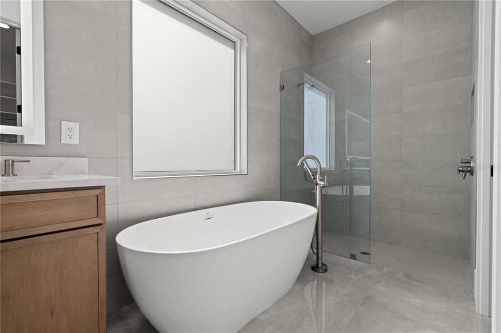 待售: $3,375,000 (4 贝兹, 4 浴室, 3714 平方英尺)