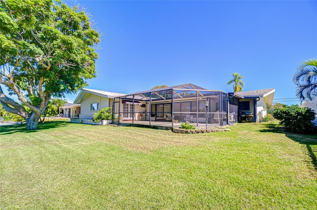 En Venta: $979,000 (3 camas, 3 baños, 2536 Pies cuadrados)