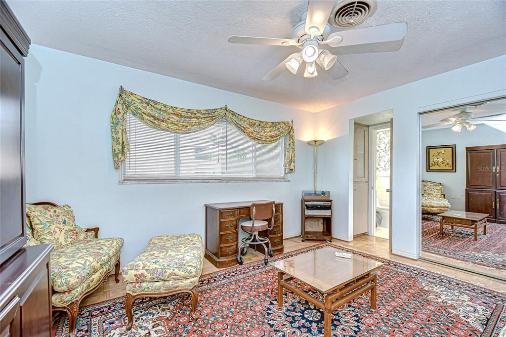 En Venta: $979,000 (3 camas, 3 baños, 2536 Pies cuadrados)