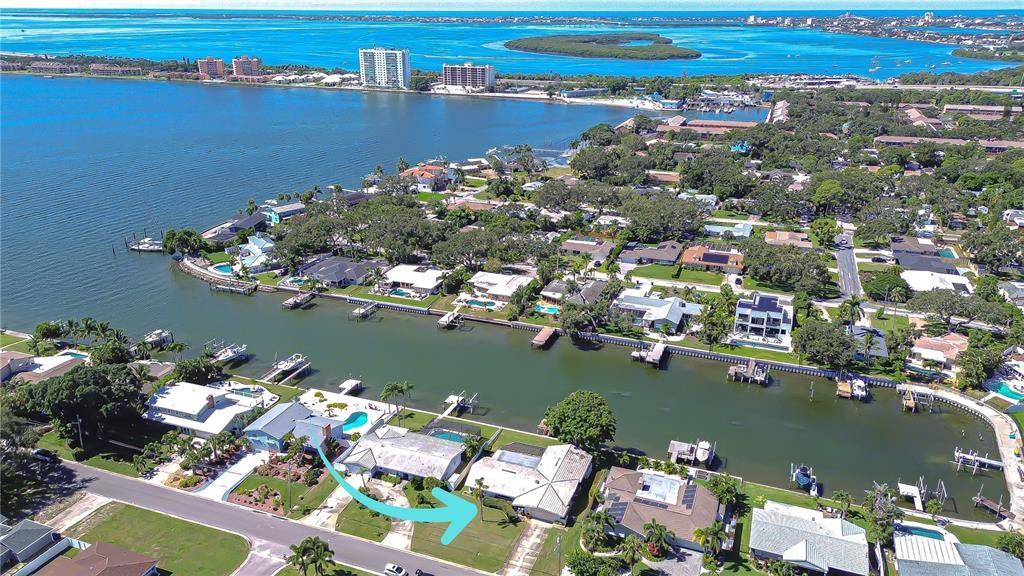 En Venta: $979,000 (3 camas, 3 baños, 2536 Pies cuadrados)