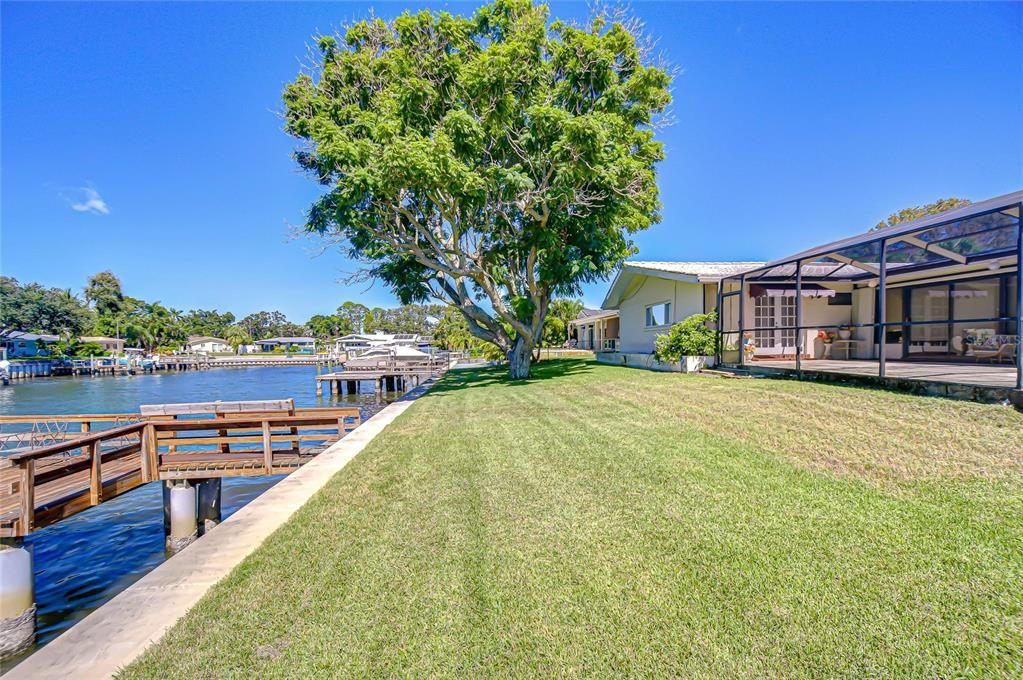 En Venta: $979,000 (3 camas, 3 baños, 2536 Pies cuadrados)