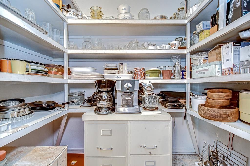 En Venta: $979,000 (3 camas, 3 baños, 2536 Pies cuadrados)