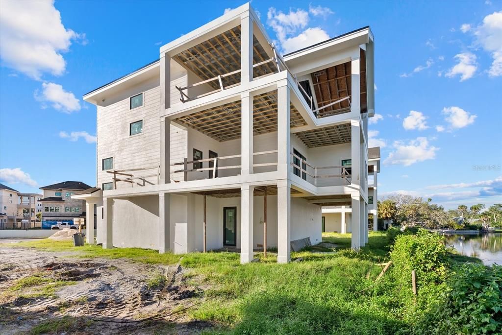 For Sale: $2,675,000 (4 beds, 4 baths, 2729 Square Feet)