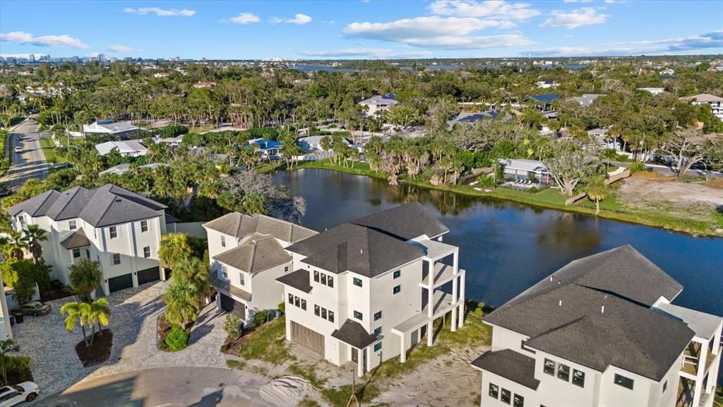 For Sale: $2,675,000 (4 beds, 4 baths, 2729 Square Feet)