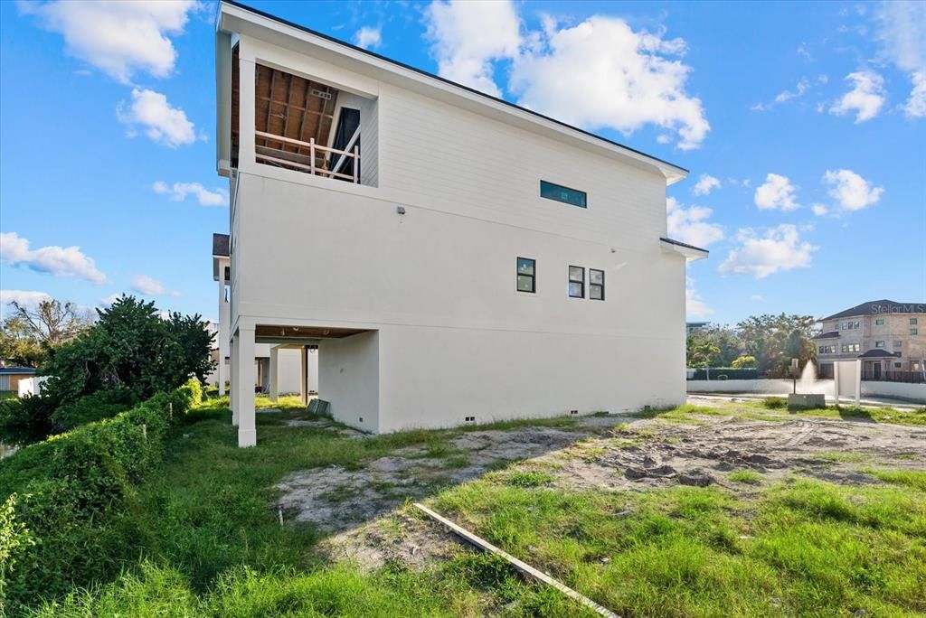 For Sale: $2,675,000 (4 beds, 4 baths, 2729 Square Feet)