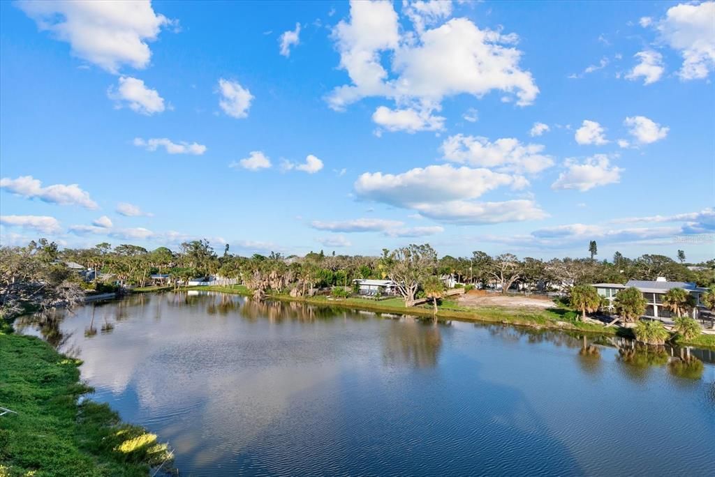 For Sale: $2,675,000 (4 beds, 4 baths, 2729 Square Feet)