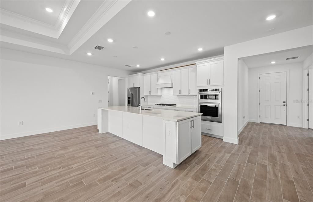 En Venta: $529,990 (3 camas, 2 baños, 2269 Pies cuadrados)