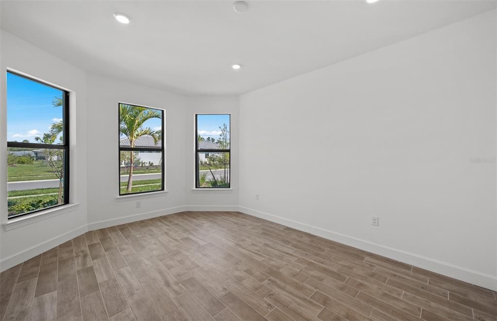 En Venta: $529,990 (3 camas, 2 baños, 2269 Pies cuadrados)