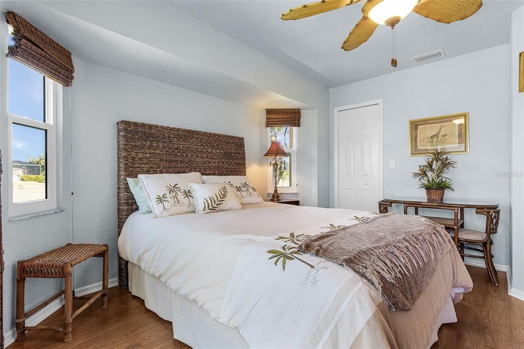 En Venta: $599,000 (3 camas, 2 baños, 1825 Pies cuadrados)