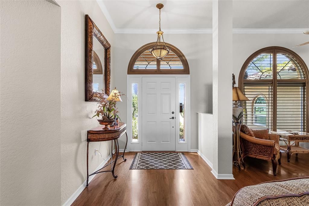 En Venta: $599,000 (3 camas, 2 baños, 1825 Pies cuadrados)