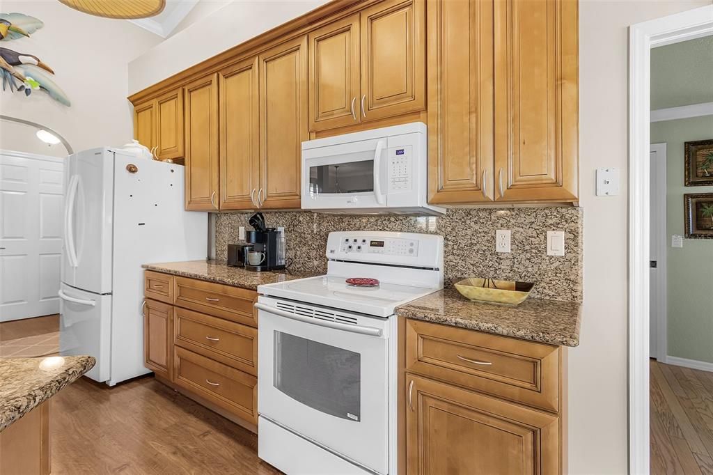 En Venta: $599,000 (3 camas, 2 baños, 1825 Pies cuadrados)