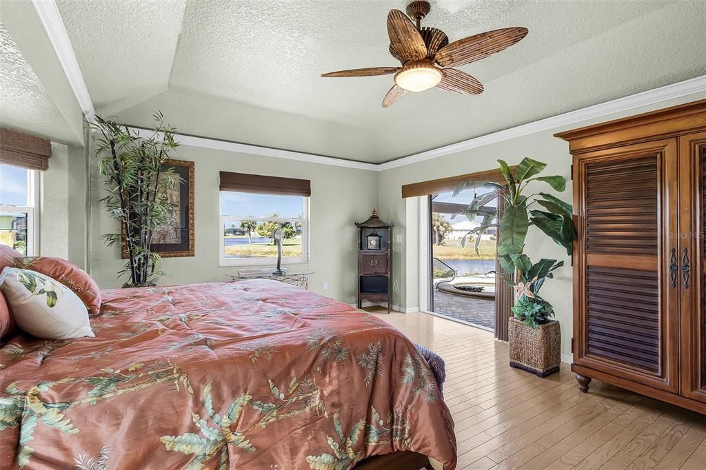 En Venta: $599,000 (3 camas, 2 baños, 1825 Pies cuadrados)