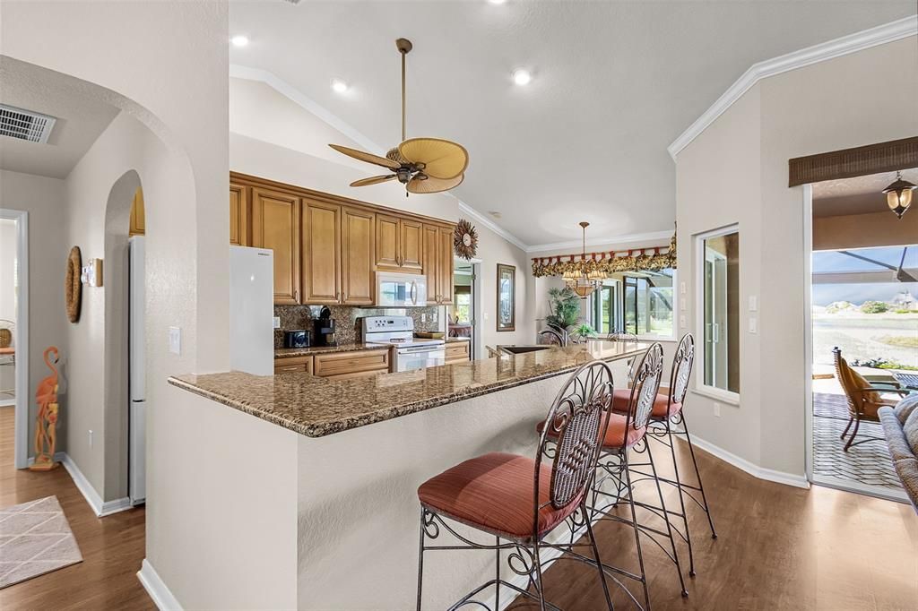 En Venta: $599,000 (3 camas, 2 baños, 1825 Pies cuadrados)