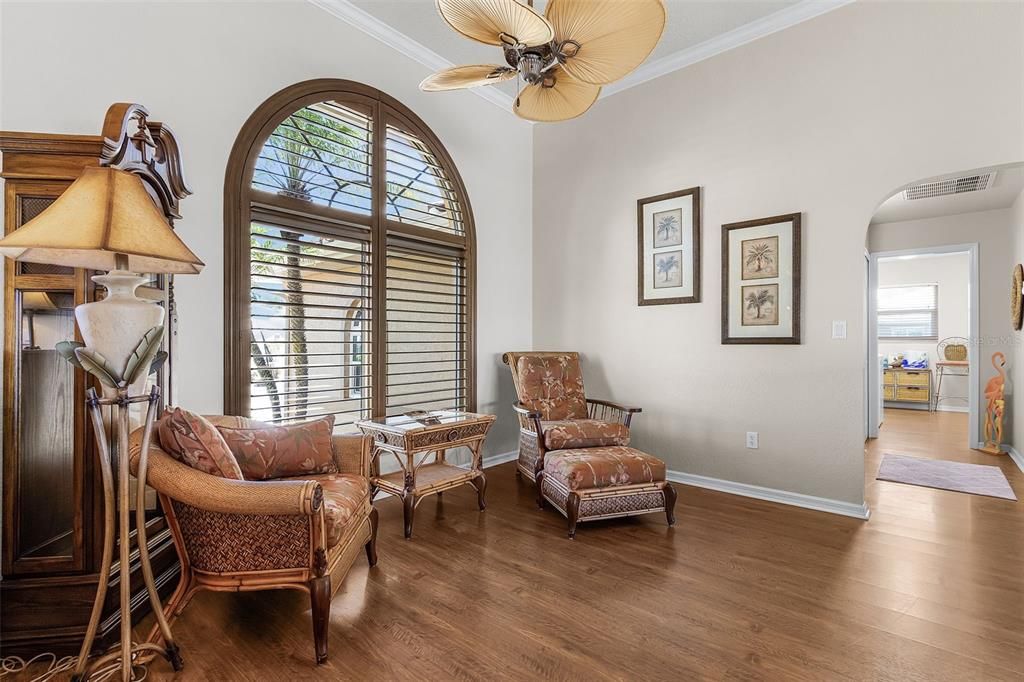 En Venta: $599,000 (3 camas, 2 baños, 1825 Pies cuadrados)