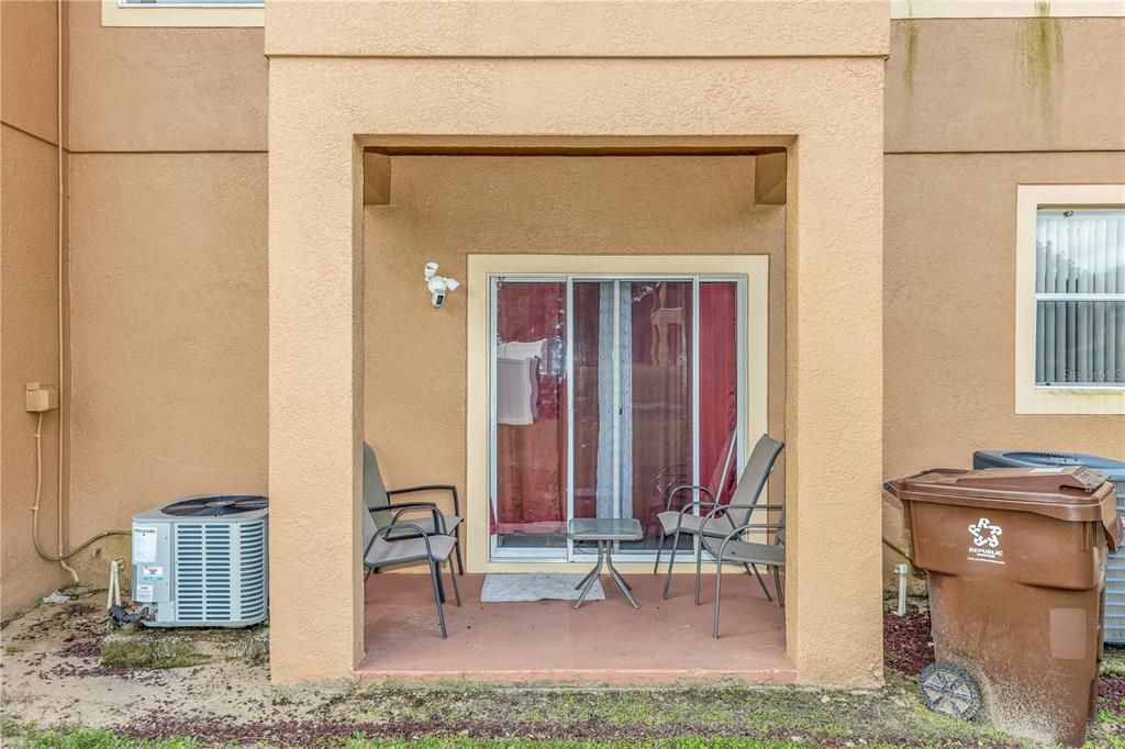 На продажу: $239,990 (4 спален, 3 ванн, 1492 Квадратных фут)