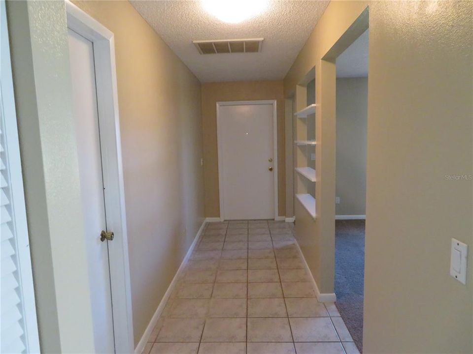 For Sale: $275,000 (3 beds, 2 baths, 1410 Square Feet)