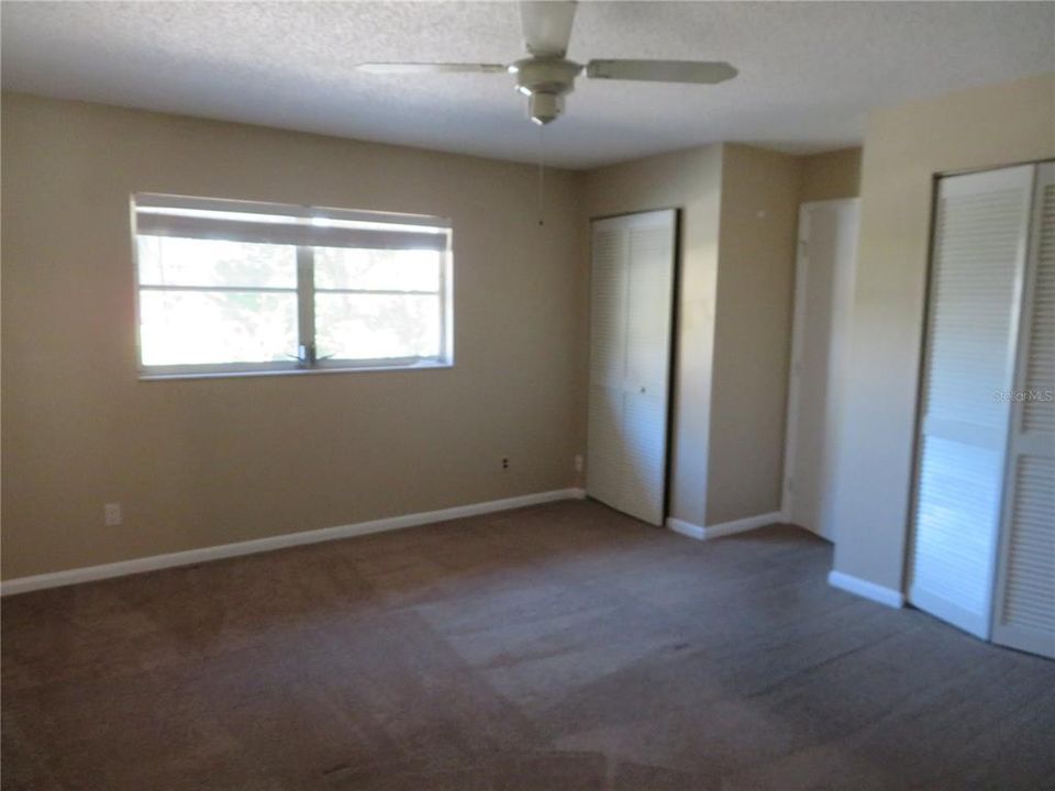 For Sale: $275,000 (3 beds, 2 baths, 1410 Square Feet)