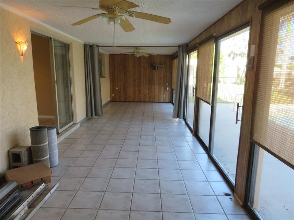 For Sale: $275,000 (3 beds, 2 baths, 1410 Square Feet)