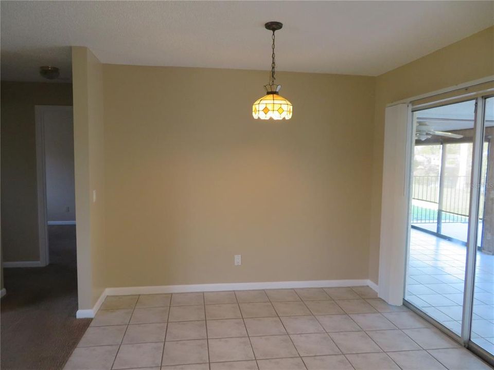 For Sale: $275,000 (3 beds, 2 baths, 1410 Square Feet)