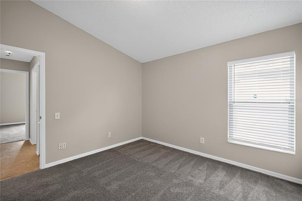 For Sale: $334,900 (4 beds, 2 baths, 1665 Square Feet)