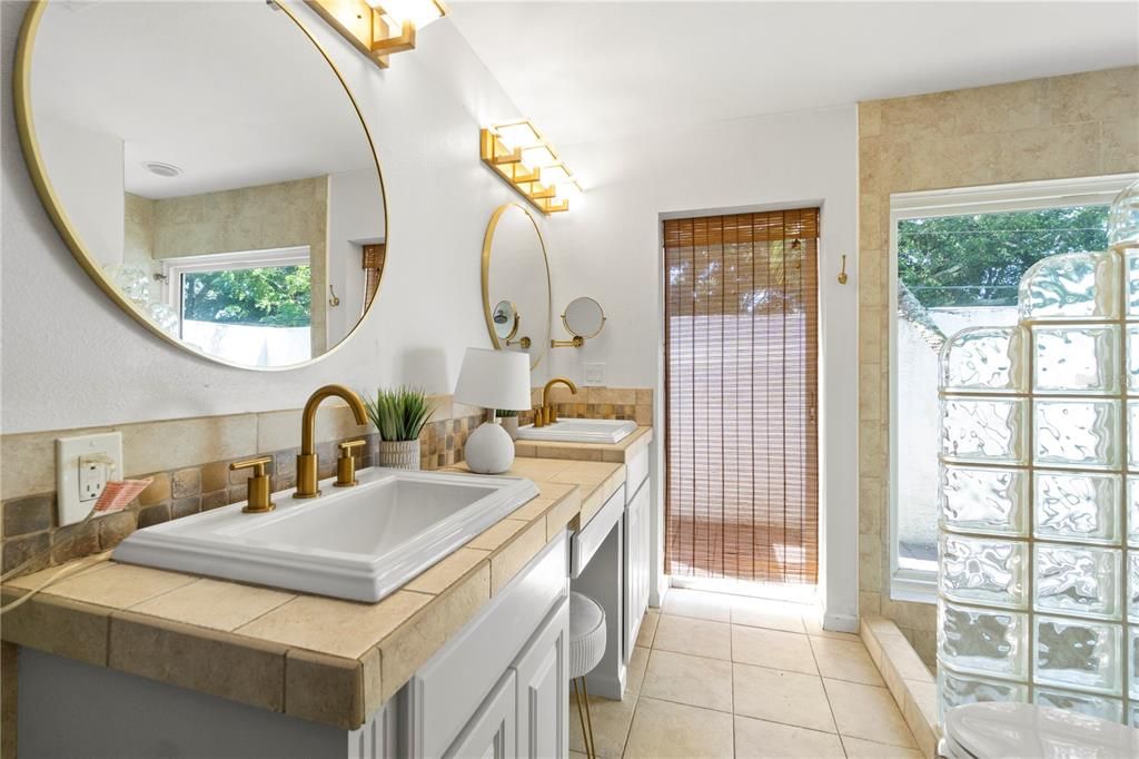 For Sale: $675,000 (4 beds, 2 baths, 2312 Square Feet)