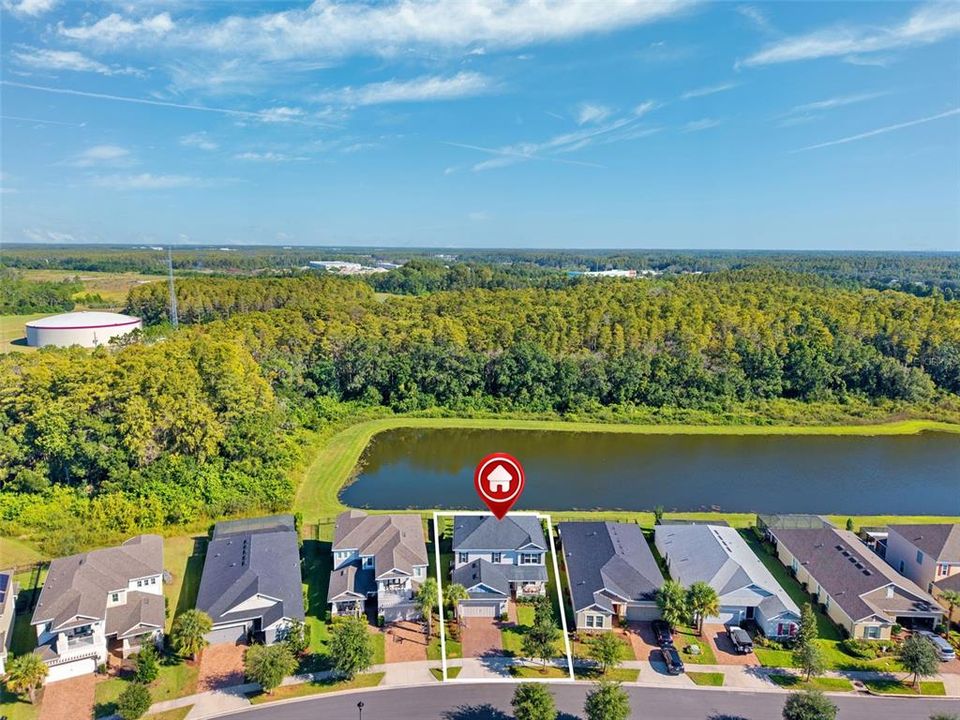 For Sale: $775,000 (4 beds, 3 baths, 2612 Square Feet)