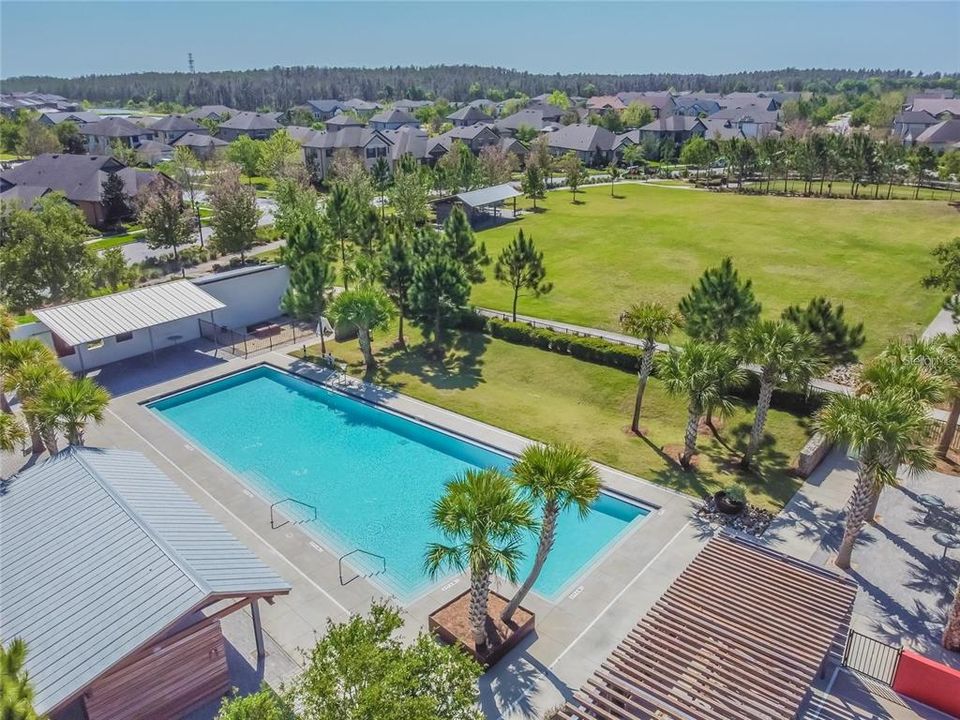 For Sale: $775,000 (4 beds, 3 baths, 2612 Square Feet)