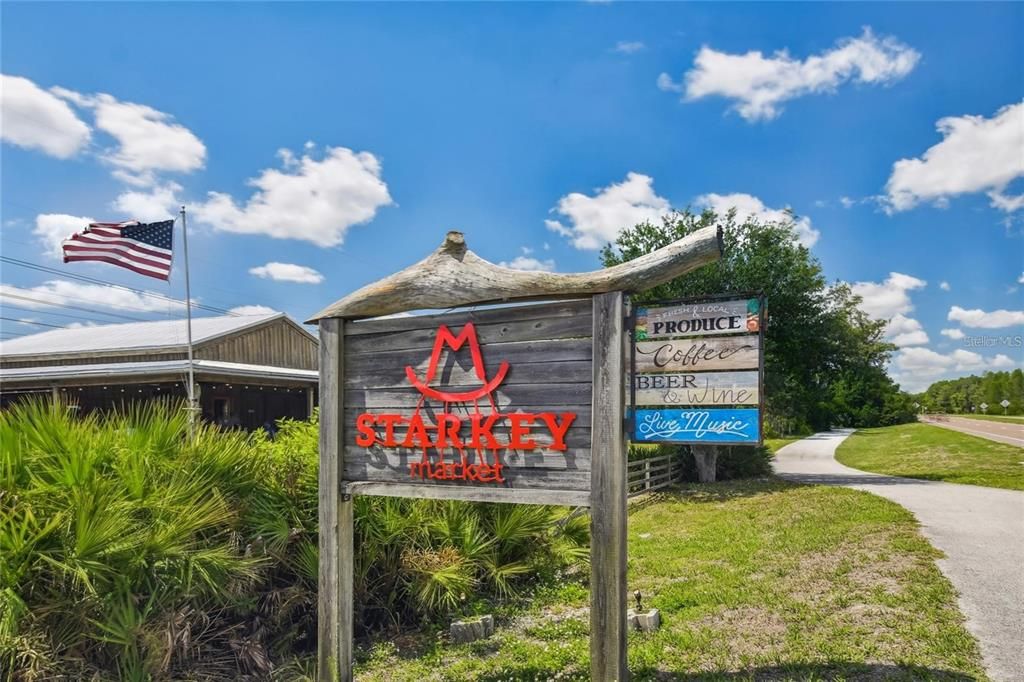 For Sale: $775,000 (4 beds, 3 baths, 2612 Square Feet)