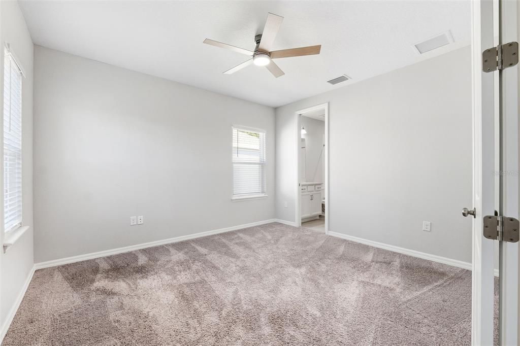 For Sale: $775,000 (4 beds, 3 baths, 2612 Square Feet)