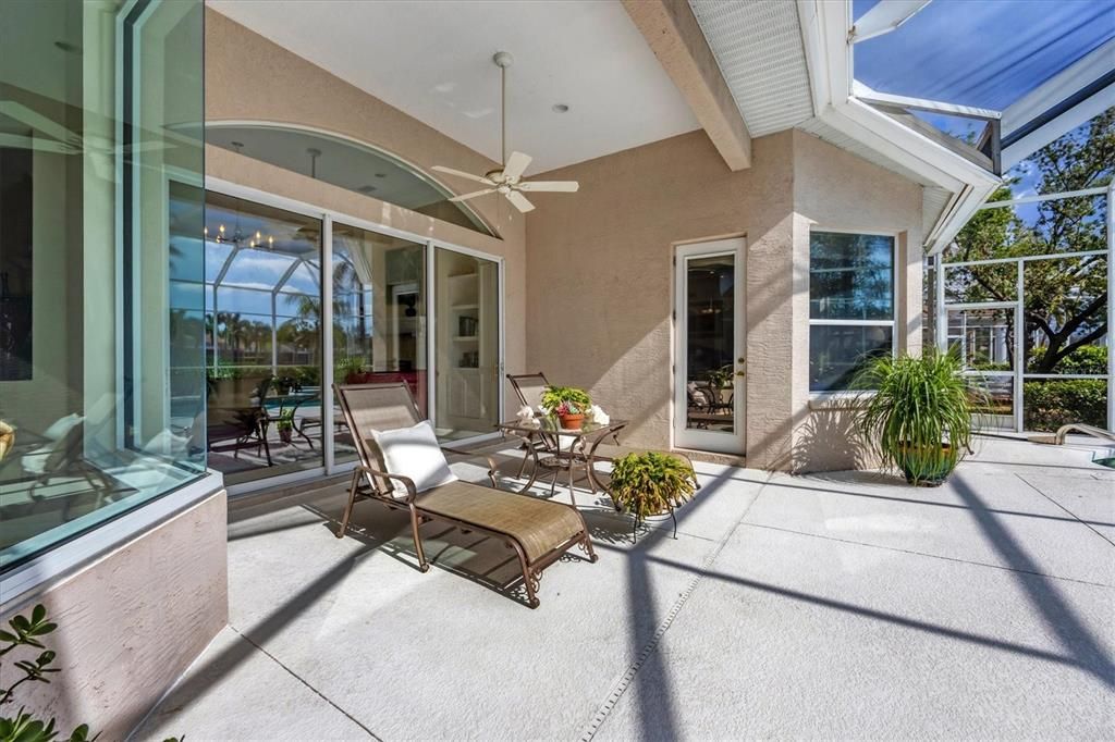 Active With Contract: $1,098,000 (3 beds, 3 baths, 3093 Square Feet)