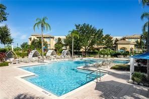 Active With Contract: $399,000 (2 beds, 2 baths, 1321 Square Feet)
