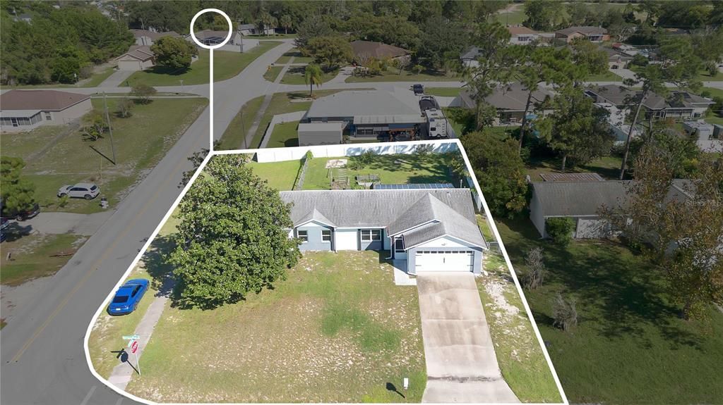 合同活跃: $285,000 (4 贝兹, 2 浴室, 1394 平方英尺)