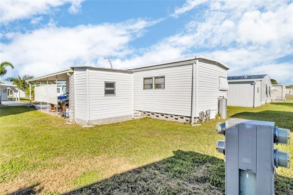 For Sale: $114,500 (2 beds, 2 baths, 1236 Square Feet)