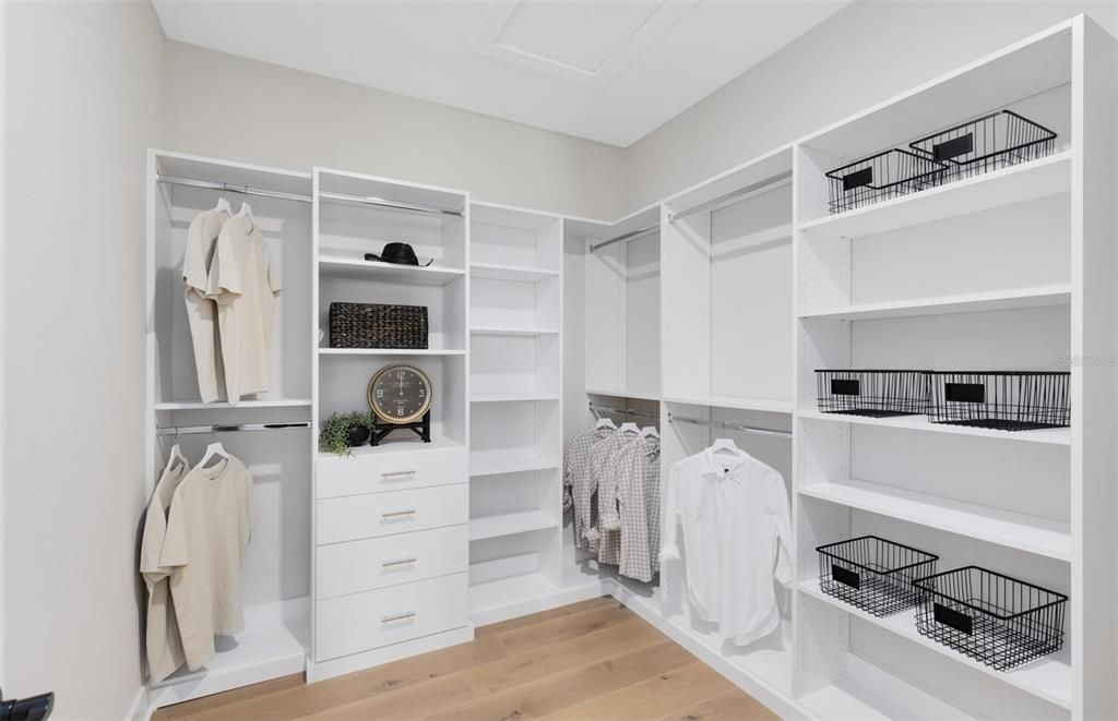 На продажу: $1,020,300 (4 спален, 4 ванн, 4271 Квадратных фут)