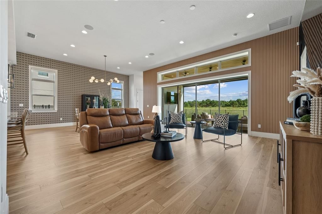 Activo con contrato: $1,287,000 (4 camas, 4 baños, 3033 Pies cuadrados)