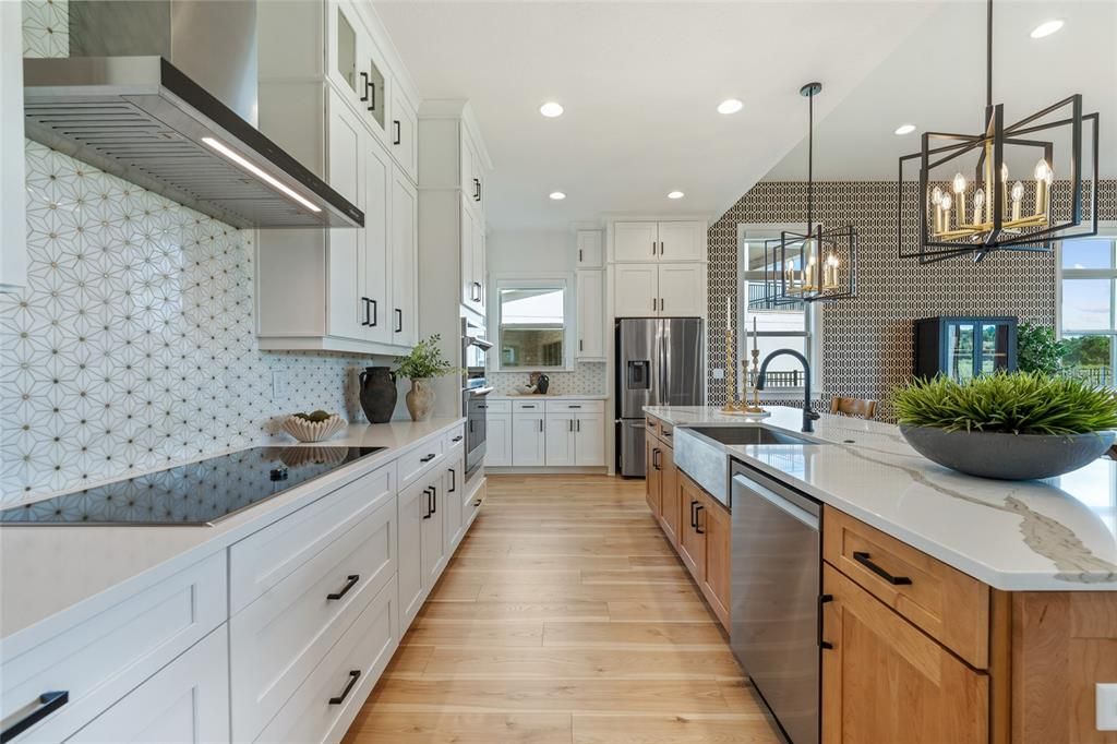 Activo con contrato: $1,287,000 (4 camas, 4 baños, 3033 Pies cuadrados)