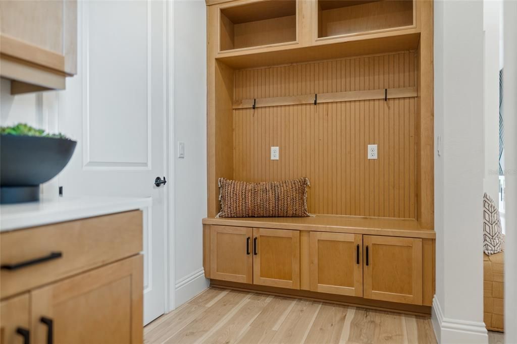 Activo con contrato: $1,287,000 (4 camas, 4 baños, 3033 Pies cuadrados)