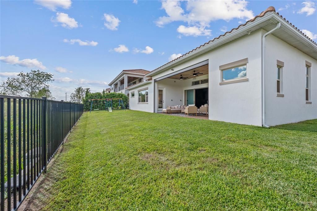 Activo con contrato: $1,287,000 (4 camas, 4 baños, 3033 Pies cuadrados)