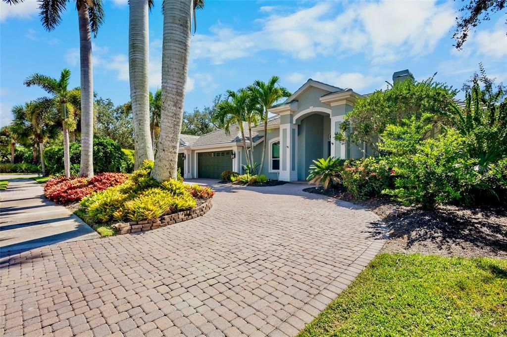 待售: $1,024,000 (3 贝兹, 3 浴室, 3330 平方英尺)