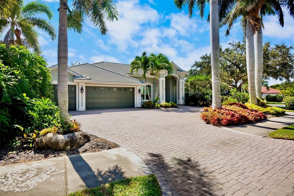 待售: $1,024,000 (3 贝兹, 3 浴室, 3330 平方英尺)