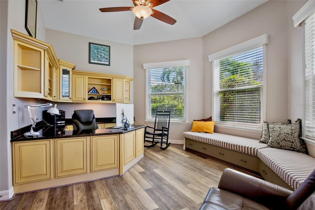 待售: $1,024,000 (3 贝兹, 3 浴室, 3330 平方英尺)