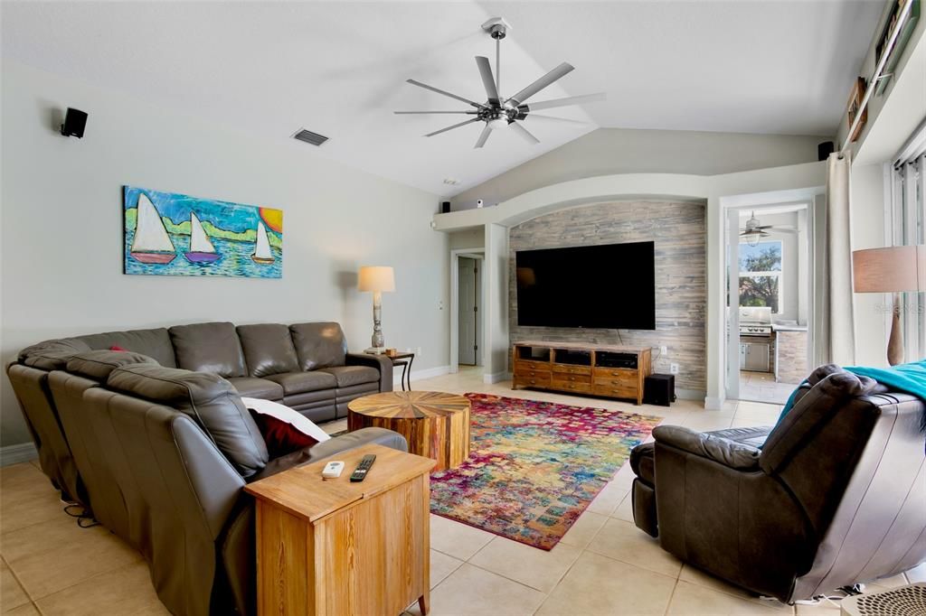 待售: $1,024,000 (3 贝兹, 3 浴室, 3330 平方英尺)