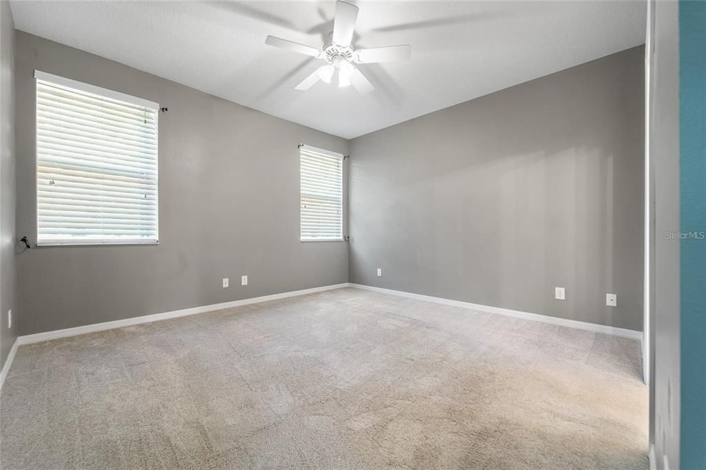 Active With Contract: $2,300 (3 beds, 2 baths, 1538 Square Feet)