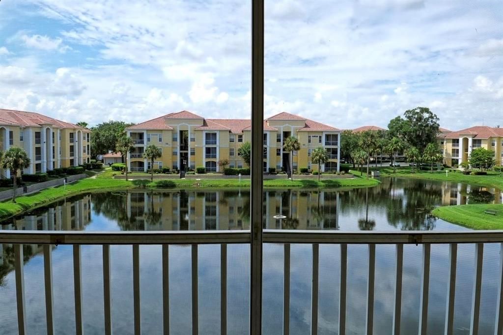 出租: $1,550 (2 贝兹, 2 浴室, 1048 平方英尺)