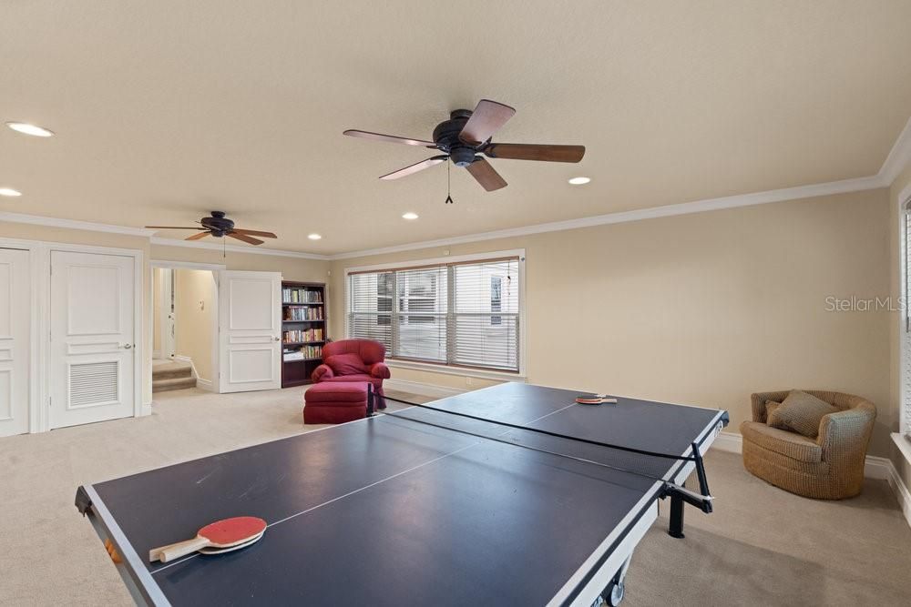 For Sale: $2,850,000 (6 beds, 5 baths, 5255 Square Feet)